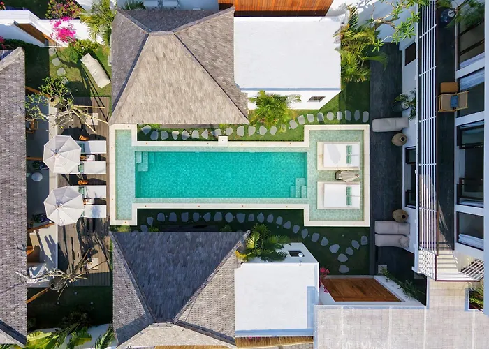 Saint Laurent By Alfred In Bali فيلة *