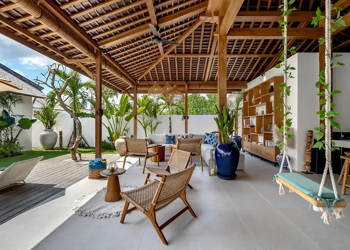 Saint Laurent By Alfred In Bali فيلة