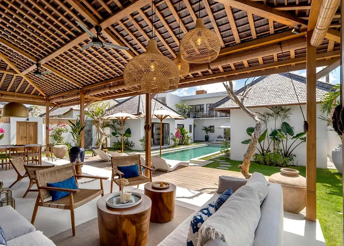 Saint Laurent By Alfred In Bali فيلة