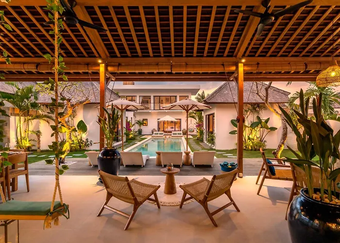 Saint Laurent By Alfred In Bali سمينياك